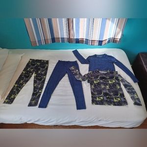 Boy's Size 8 thermal sets